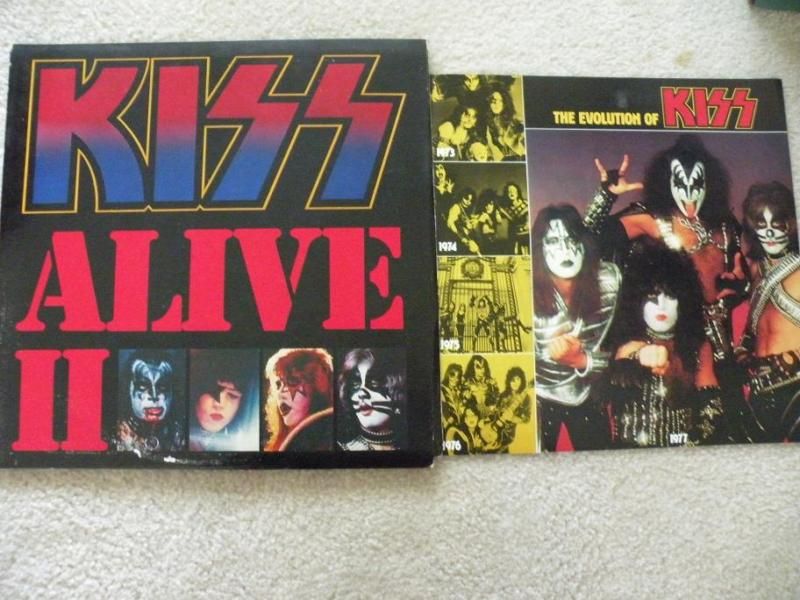 KISS ALIVE II VINYL 2LP 1977 WITH TATTOO SHEET AND BOOK  