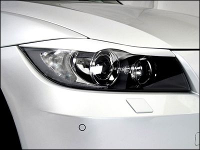 Package includes one set of Mattig style ABS headlight eyelids for the 