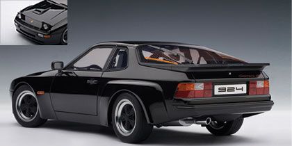 Porsche 924 Carrera GT 1980 Black 118 AUTOART NIB  