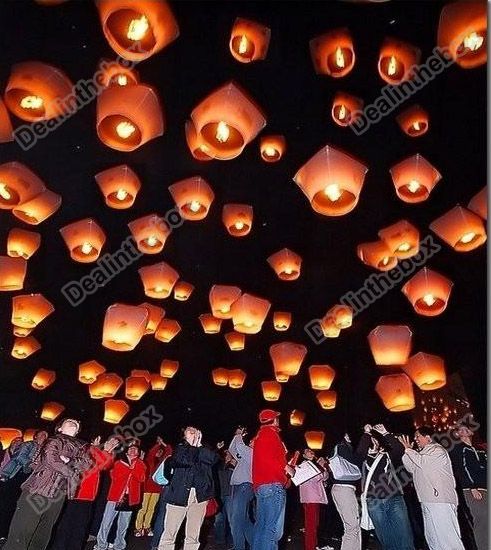 Hot SKY UFO Balloon Kongming Lanterns Wishing Lamp and Anniversary 