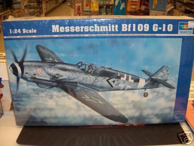 TRUMPETER 1/24 MESSERSCHMITT BF109 G 10 MODEL KIT PLANE  