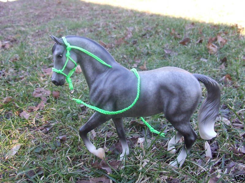 LIME GREEN Breyer Horse Rope Halter w/Matching Lead  