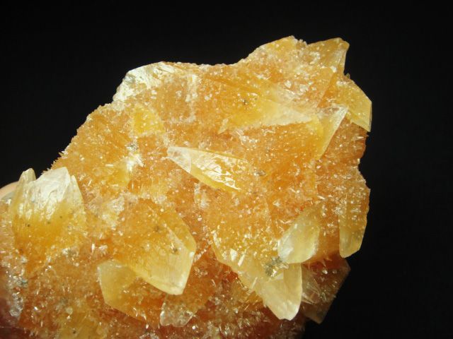 190g Wonderful Yellow Calcite Mineral Specimen  