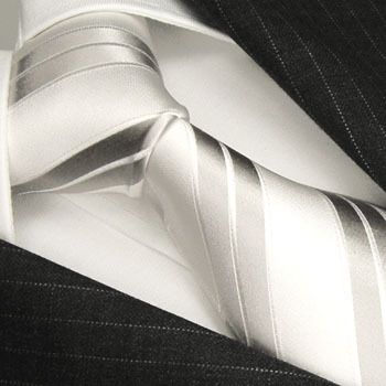 84341 AS / L. CANA LUXURY ITALIAN SILK TIE WHITE SILVER  