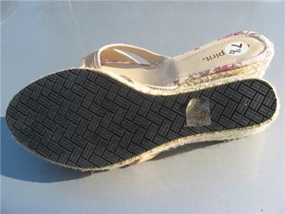 WOMENS EASY SPIRIT SANDALS SZ 7.5 m  