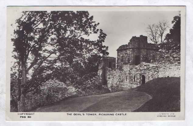 UK PICKERING CASTLE DEVILS TOWER REAL PHOTO POSTCARD  