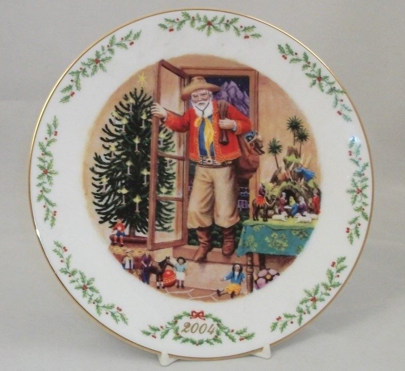 Lenox INTERNATIONAL VICTORIAN SANTA 2004 Plate Chilean  