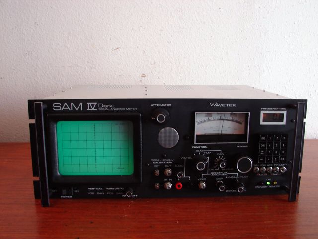   SAM IV SERIES DIGITAL SIGNAL ANALYSIS METER SPECTRUM ANALYZER  