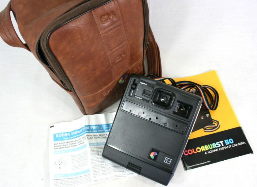 VINTAGE Working 1979 KODAK COLORBURST 50   INSTANT Camera with CASE 