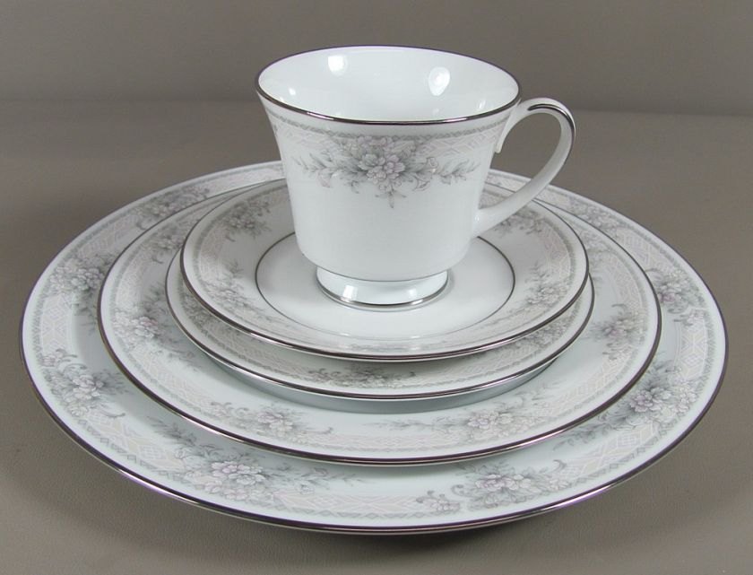 pc Place Setting of Noritake Sweet Leilani Fine China  