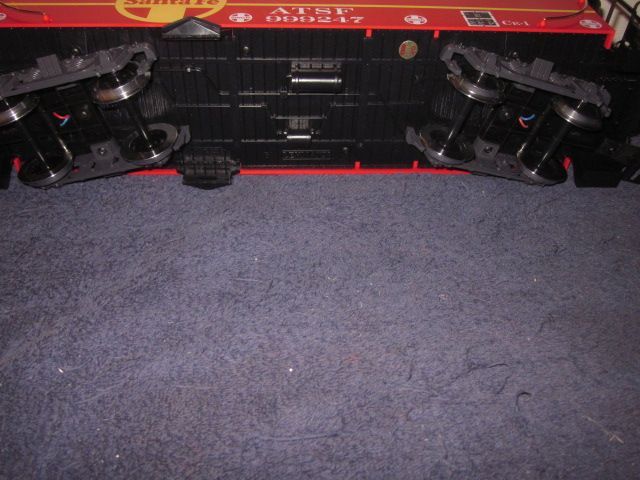 LGB 43714 G SCALE A.T.&S.F. SANTA CABOOSE WITH LIGHTS & METAL WHEELS 