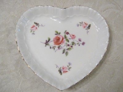 VTG ROYAL ADDERLEY RIDWAY POTTERIES FRAGRANCE ROSE DECORATED HEART PIN 