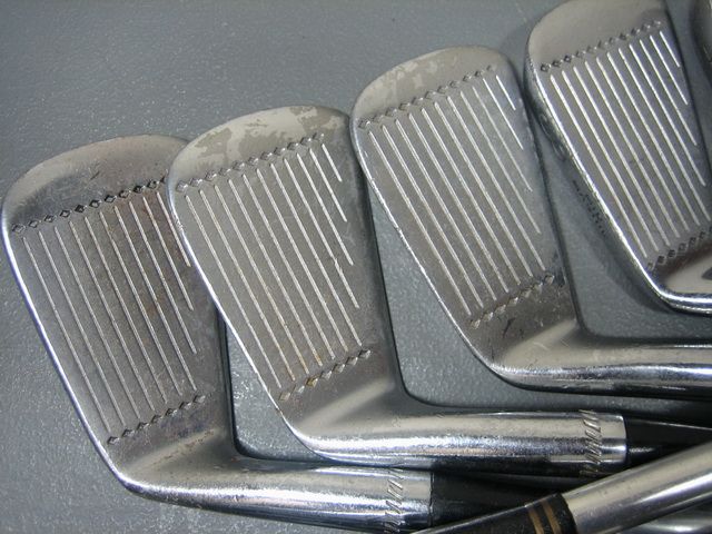 SET IRONS DUNLOP MAXFLI VINTAGE GOLF CLUBS  