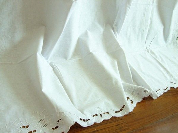   Hand Embroidered Window Panel Drape Curtain 60x84 WHITE L032809  