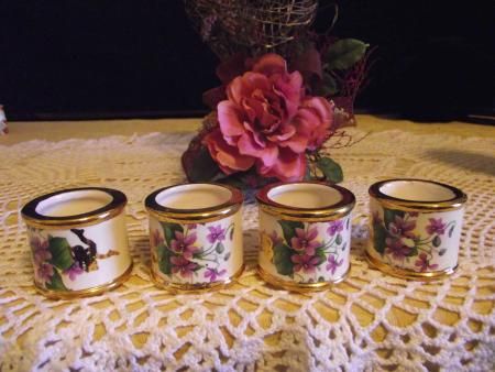 VINTAGE SIGNED PORCELAIN NAPKIN RINGS FORGET ME NOT (4)  