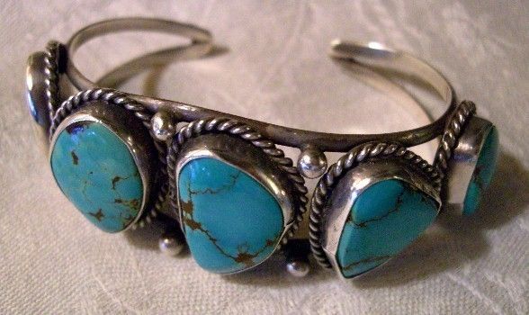 Native American Vintage Sterling Silver and Turquoise Bracelet  