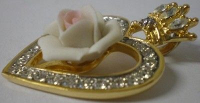 New Franklin Mint Genuine Diamond England Rose Pendant  