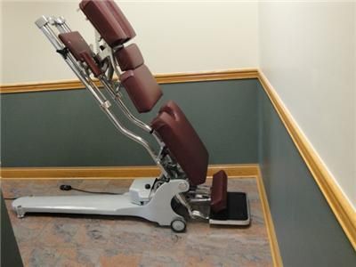 Zenith HyLo Chiropractic Table  