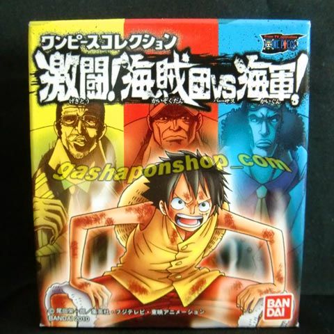 ONE PIECE COLLECTION PIRATES VS MARINE MONKEY D GARP Mini Figure