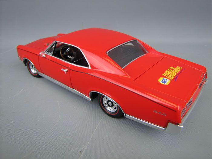 Diecast 1967 GTO NAPA Tools & Equipment Detailed Model  