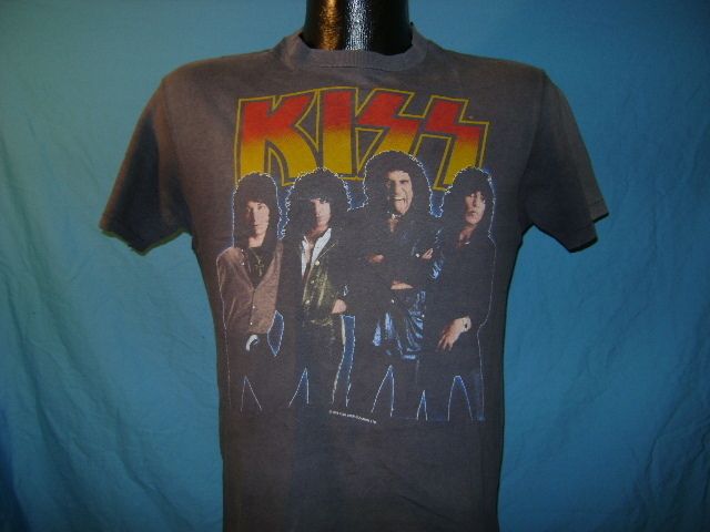   KISS NO MAKEUP 1983 PICTURE TOO LOUD TOO OLD 80S ROCK t shirt MEDIUM M