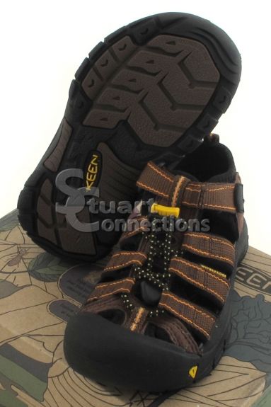 NEW Keen Kids Newport H2 Pinecone Youth Size 11 Sandals Waterproof 