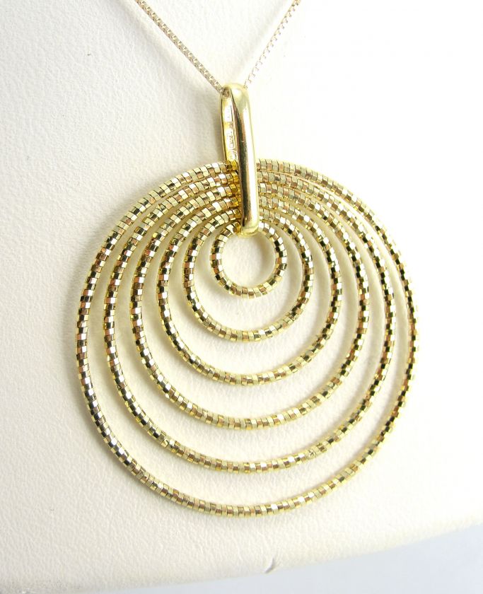 14K Yellow Gold Necklace Circle Pendant 18 1/4”  