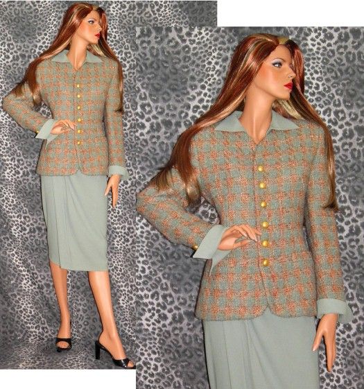 CHRISTIAN DIOR $2K Boucle Tweed Sage Skirt Suit; Sz 6  