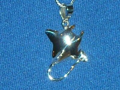 STERLING SILVER MEDIUM MANTA STING RAY PENDANT NECKLACE  